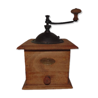 Wooden coffee grinder peugeot freres in valentigney