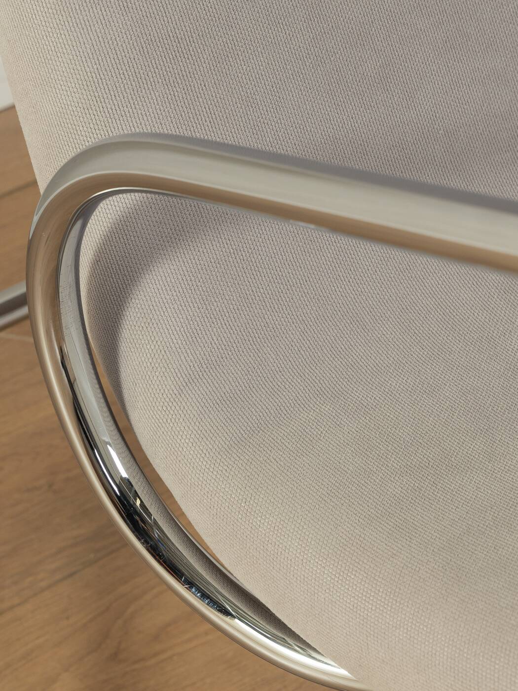 Fauteuil à bascule, Thonet, S826