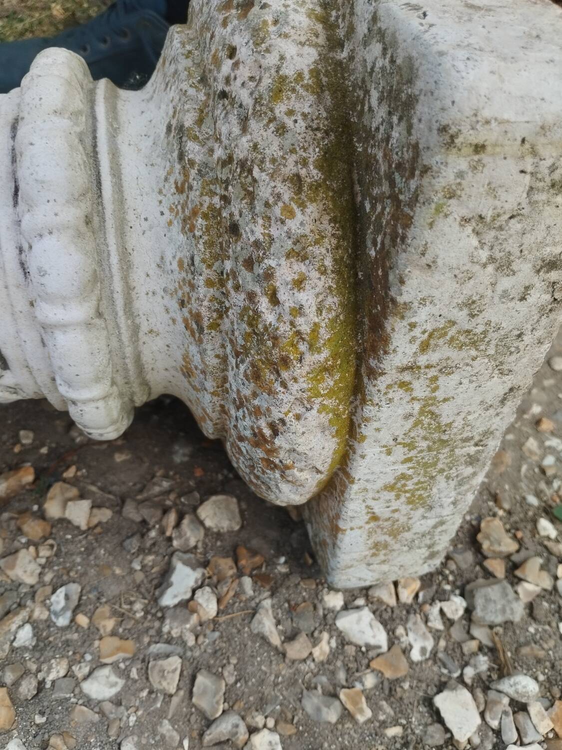 Vintage antique stone Medici garden planters