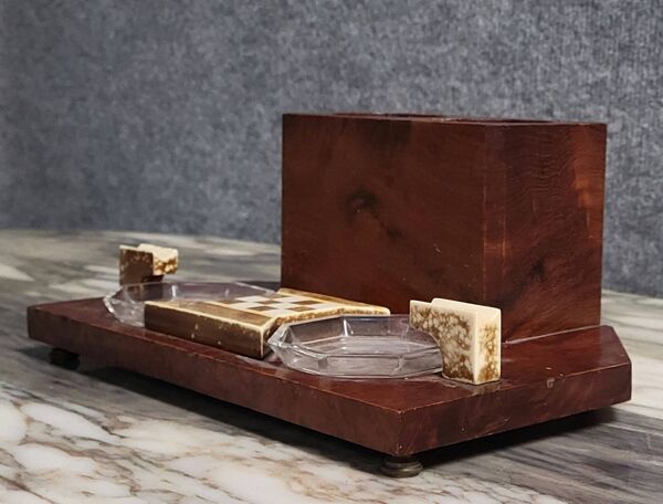 Nécessaire de fumeur époque Art Déco en loupe et marqueterie