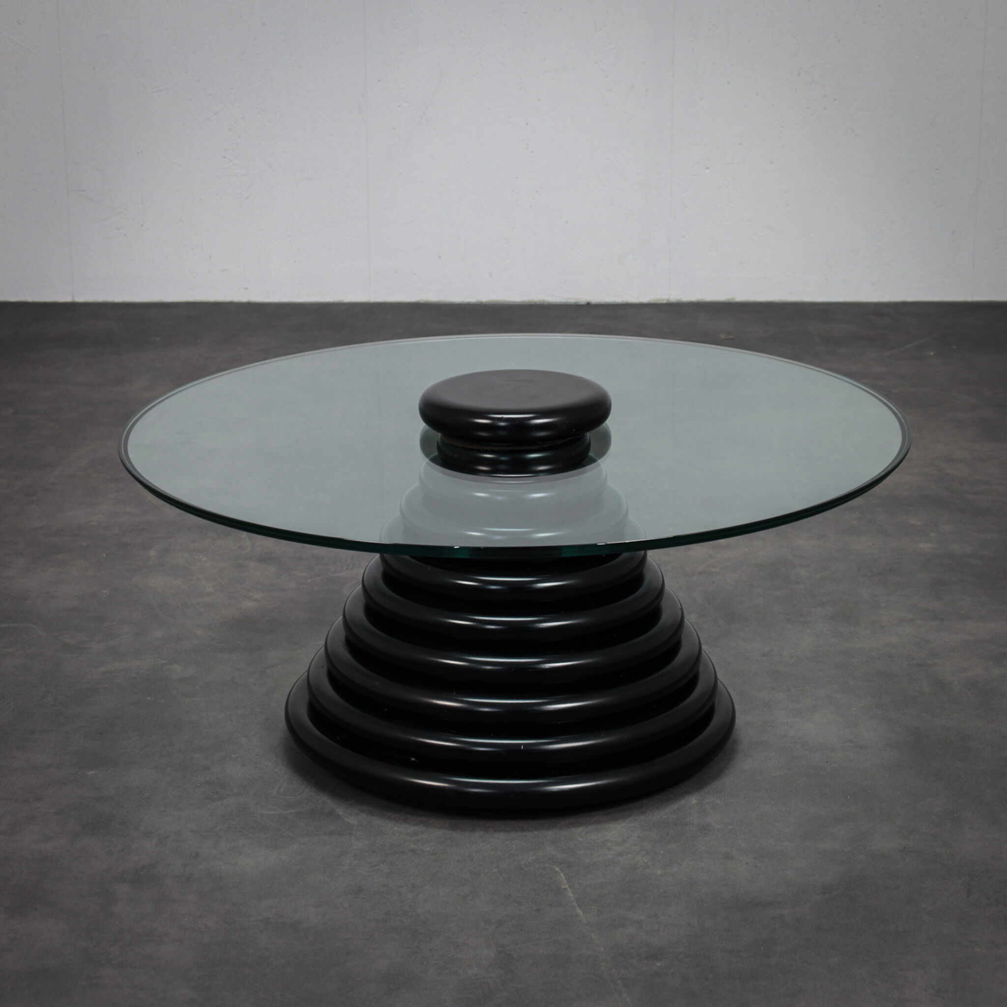Table basse sculpturale italienne postmoderne rare, années 1980