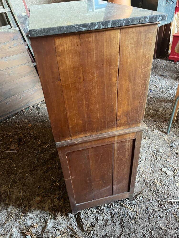 Secretary in walnut, late 19th century to early 20th century.