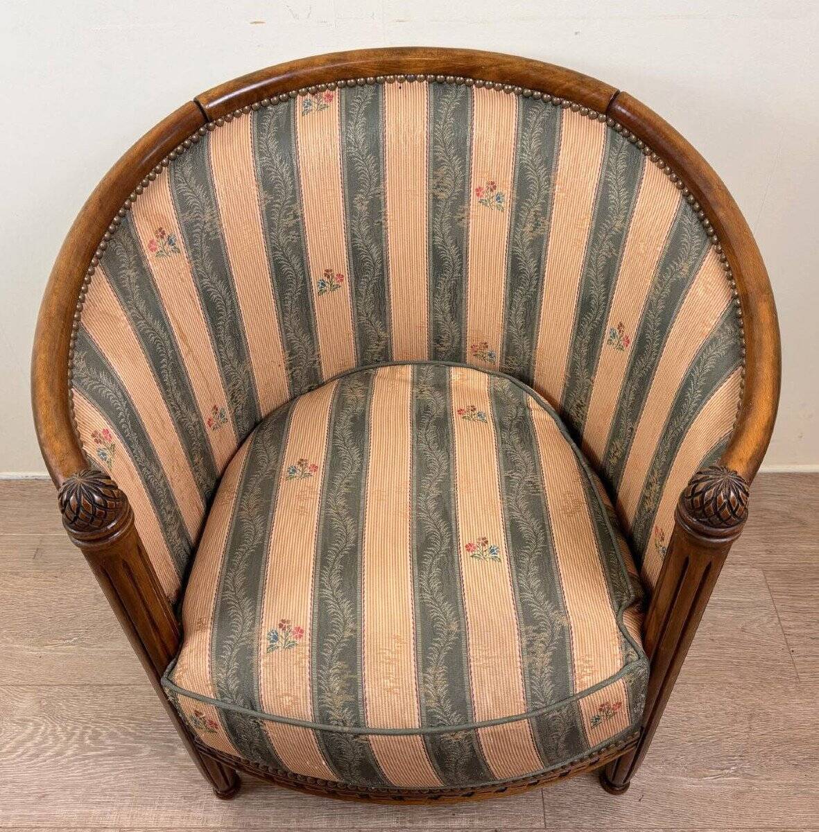 Art Deco Style Barrel Armchair (end of the 20th century)