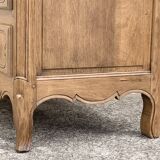 Commode de style Louis XV chêne brut massif, 1920