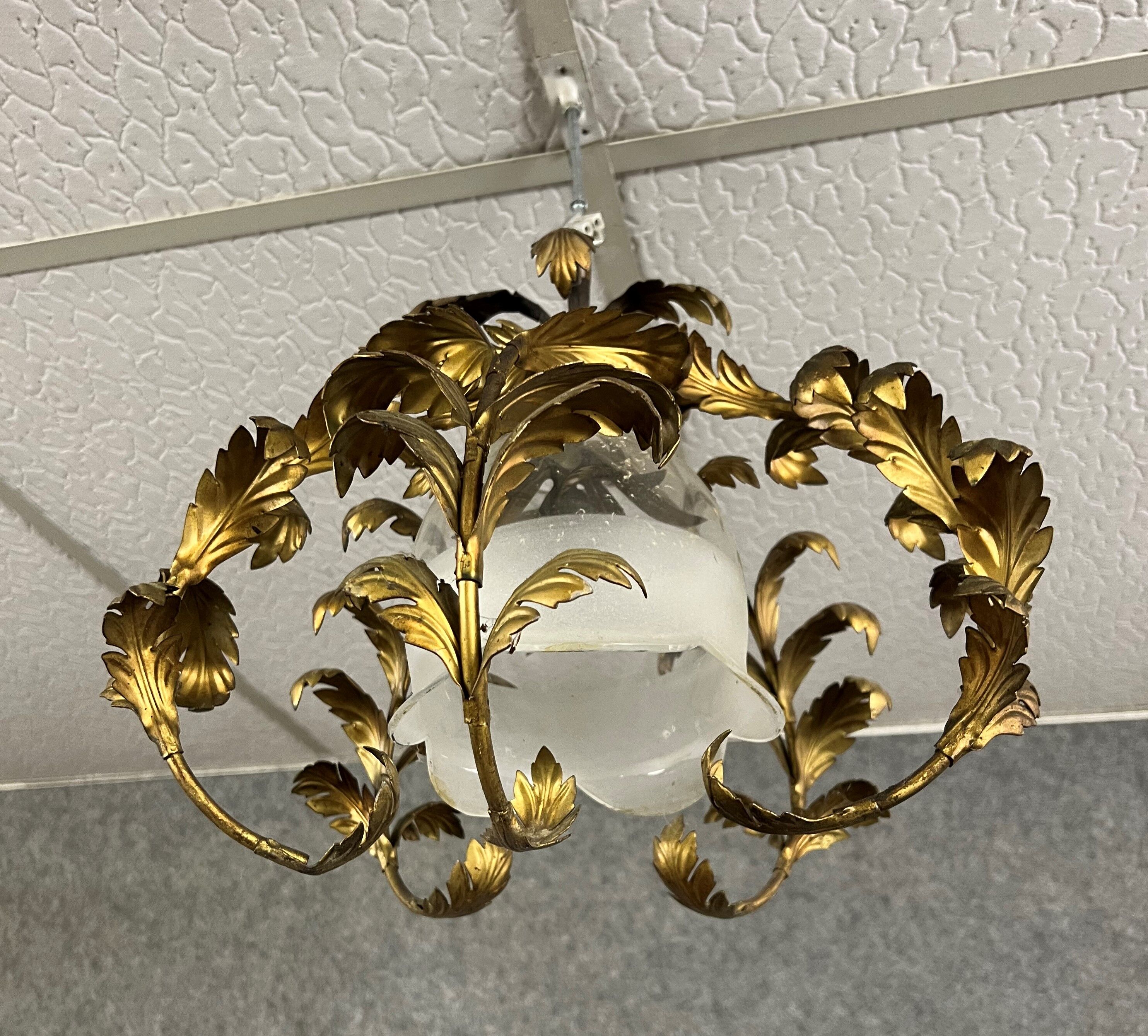Gilded brass chandelier from the 1920s-1930s