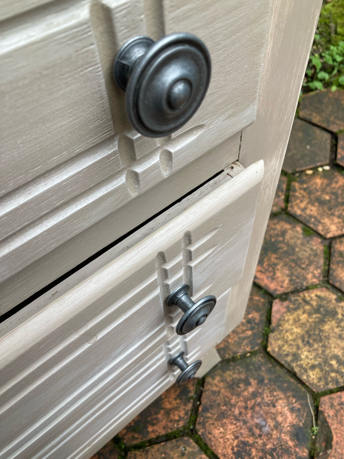 Vintage chest of drawers