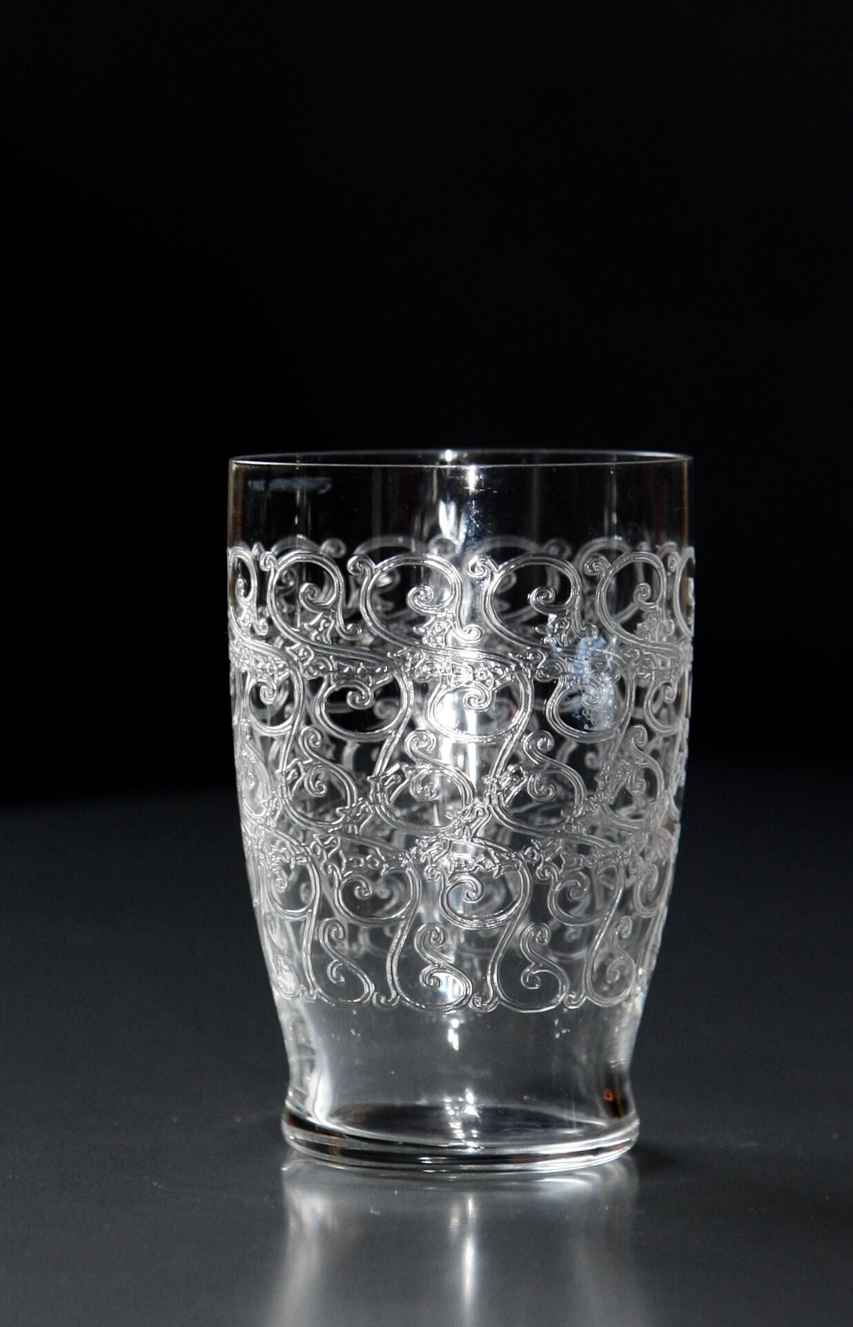 Baccarat crystal cup Model Rohan Art Deco style.