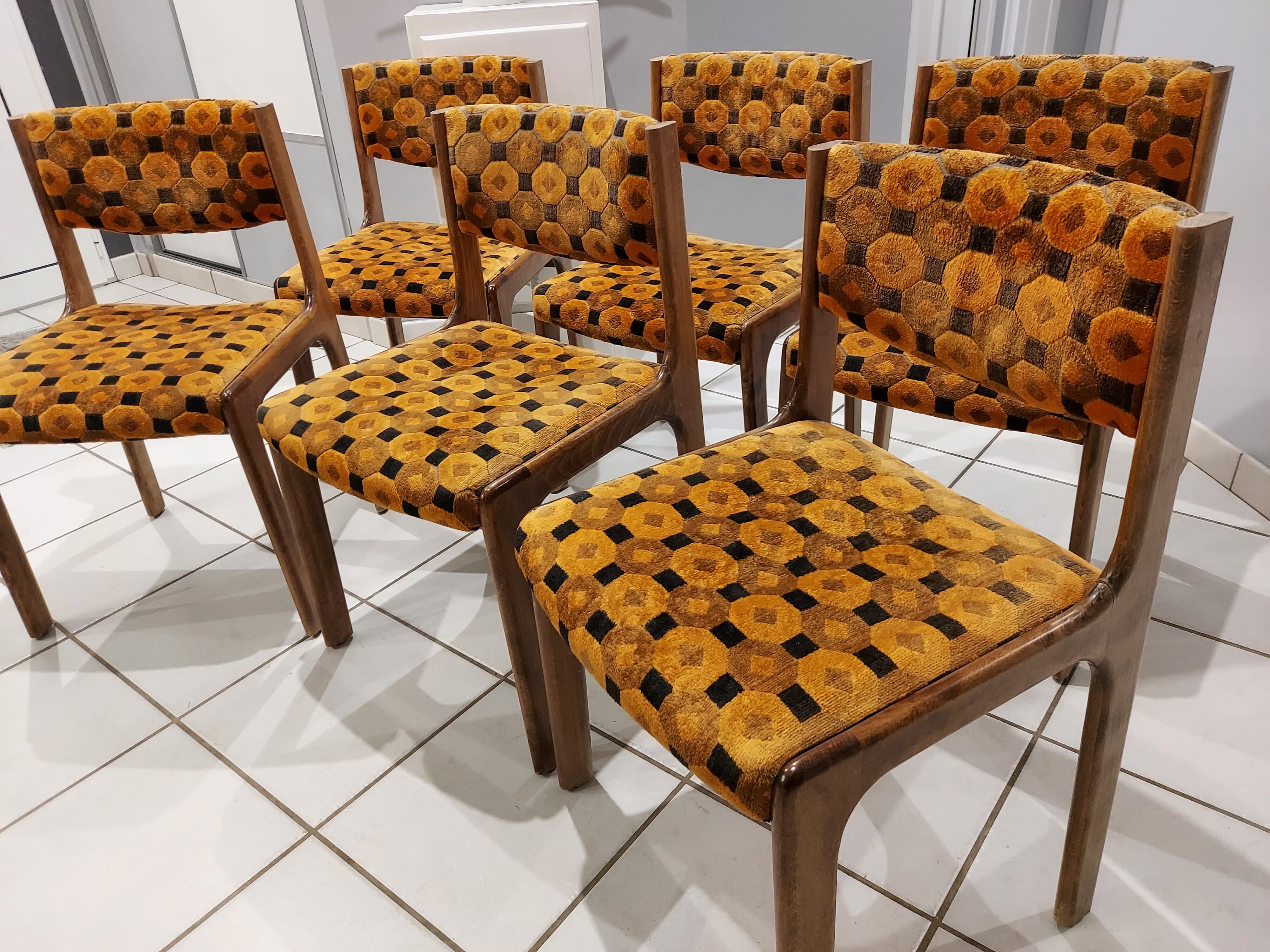 Suite de 6 chaises Baumann vintage années 1970