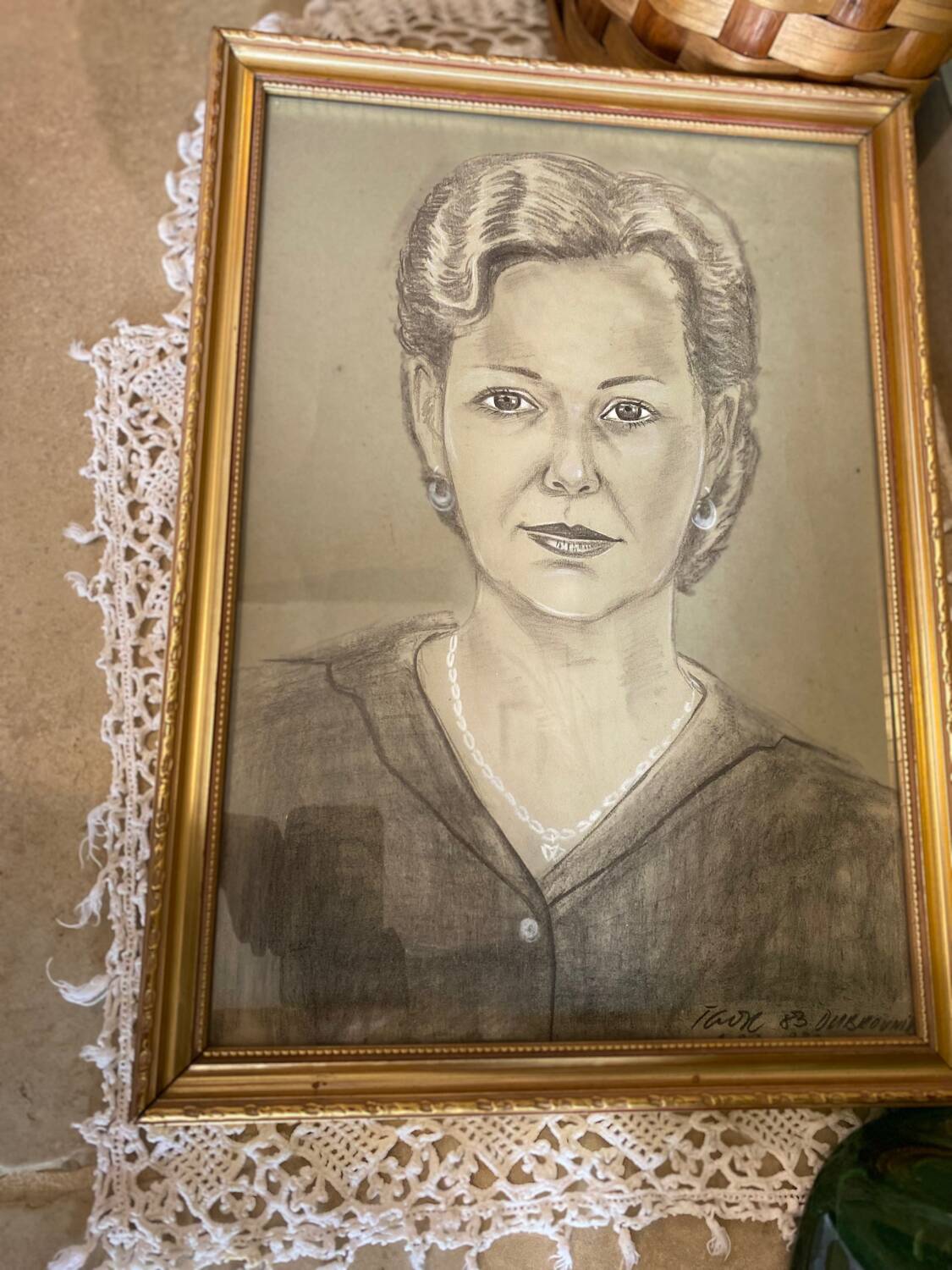 Woman's face drawing