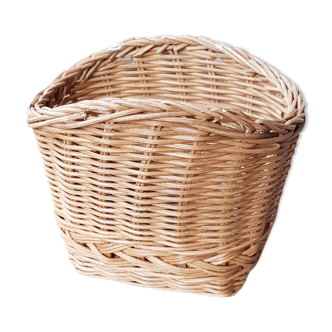 Wicker pot