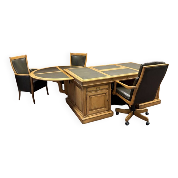 Ensemble de bureau classique RAC en anglais avec table de conférence