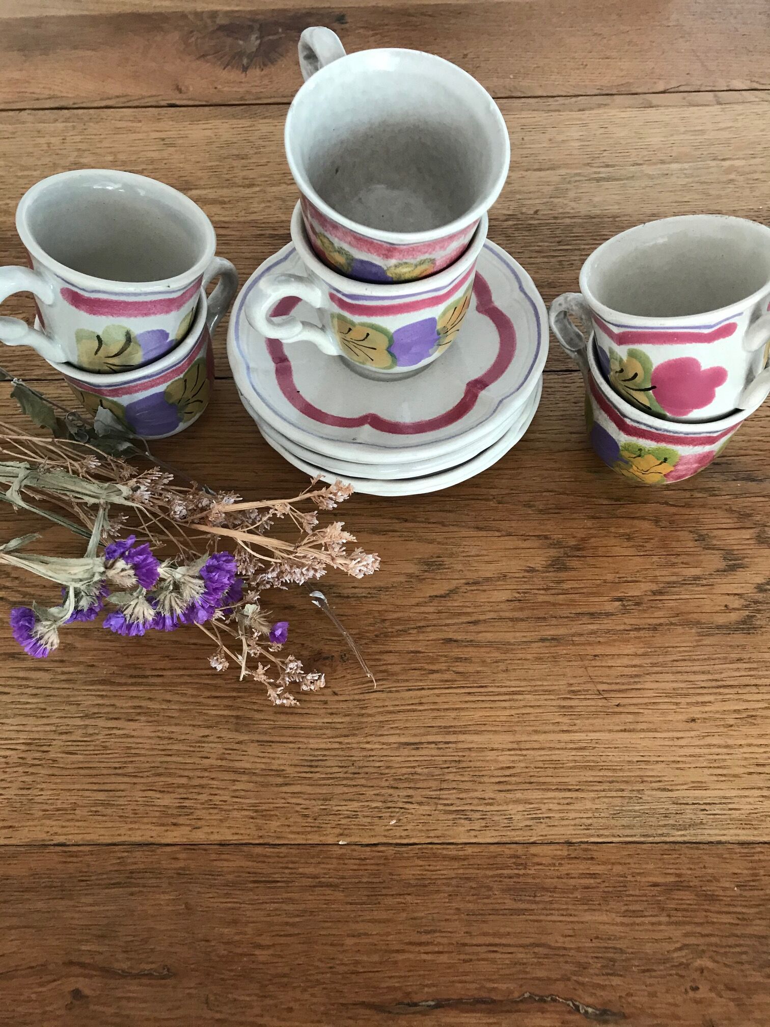 Lot of 6 vintage coffee cups