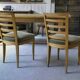Paire de chaises modernes avec assises en velours vert 1940’s