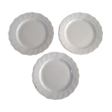 3 plates on board scalloped Moulin des loups