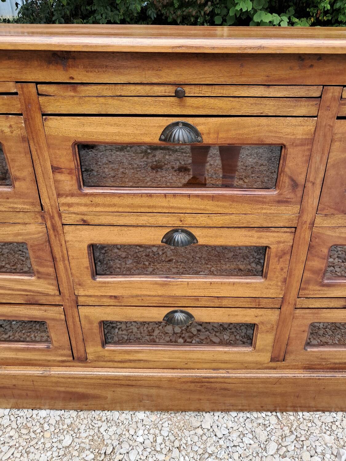 Commode grainetier 9 tiroirs vitrés