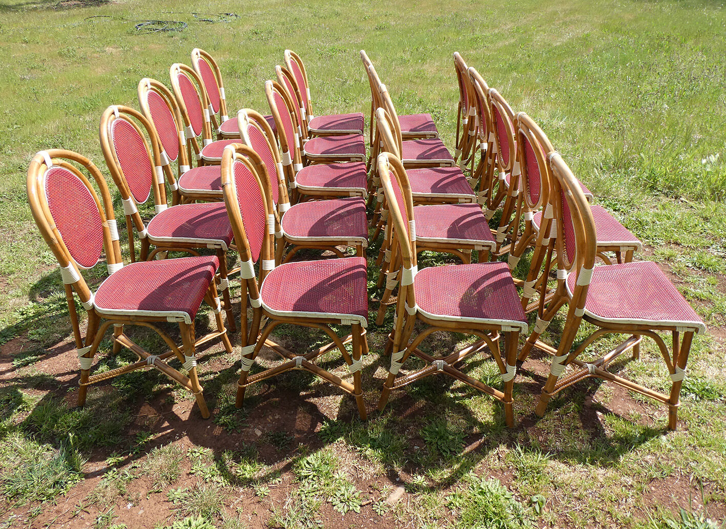 Lot of 21 chairs