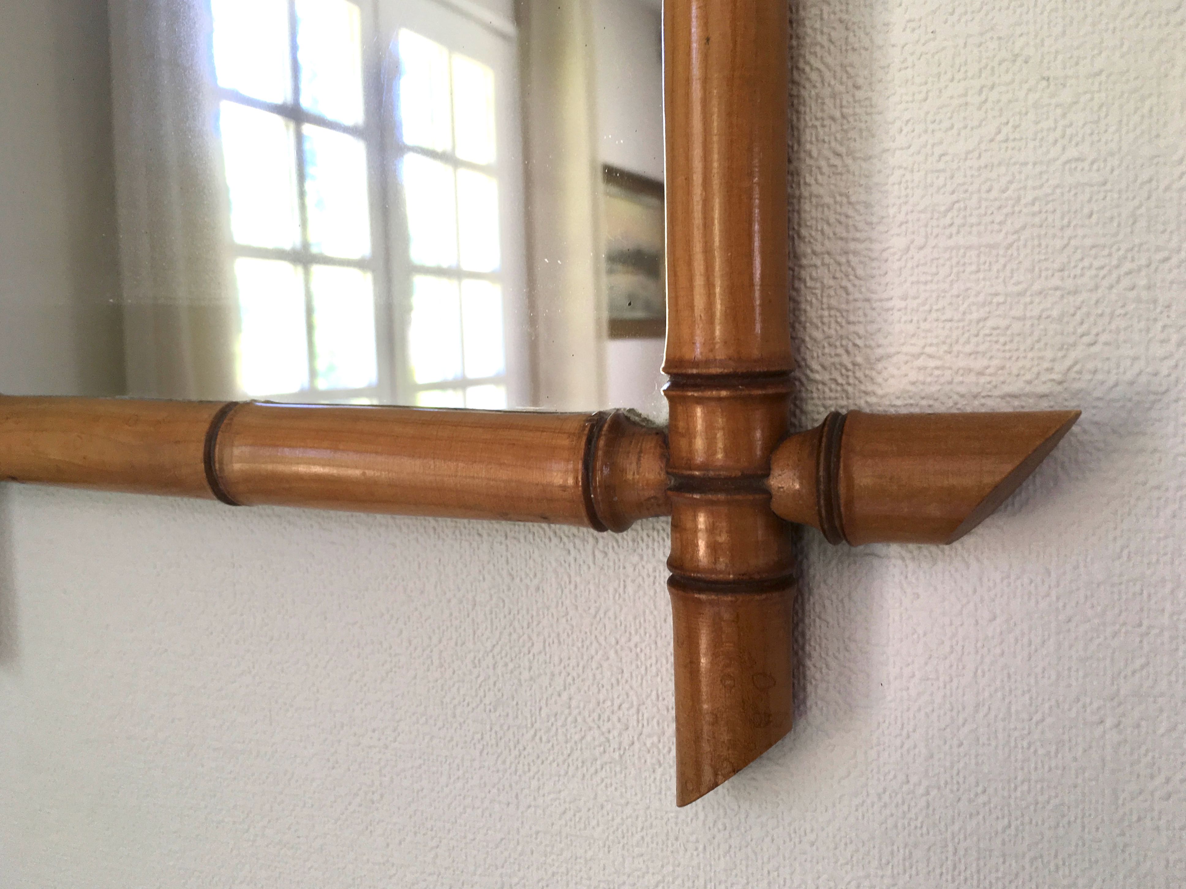 Miroir de barbier façon bambou