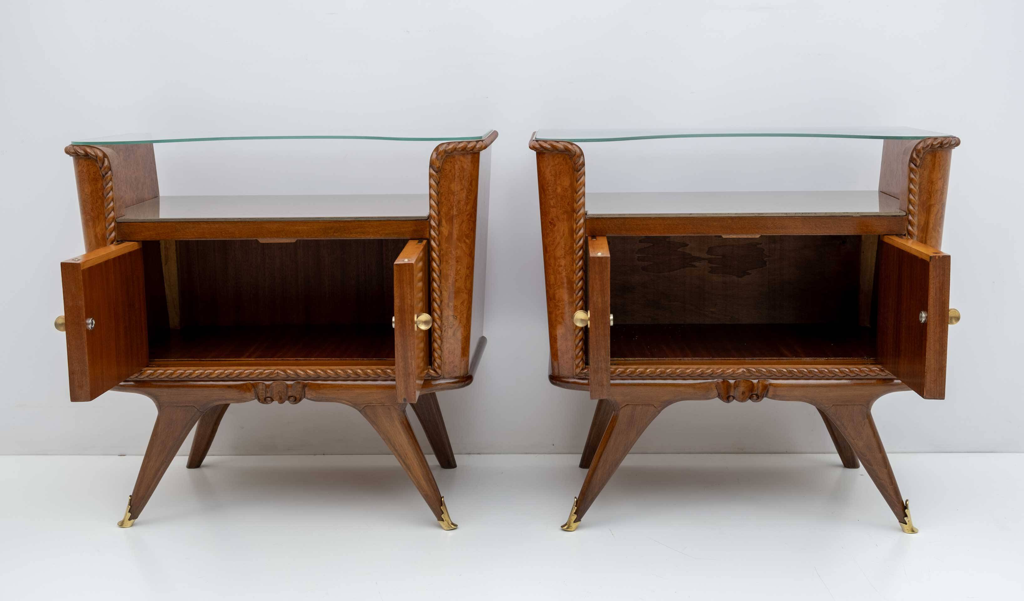 Pair of Art Deco Italian Briar Walnut Bedside Tables, 1930s