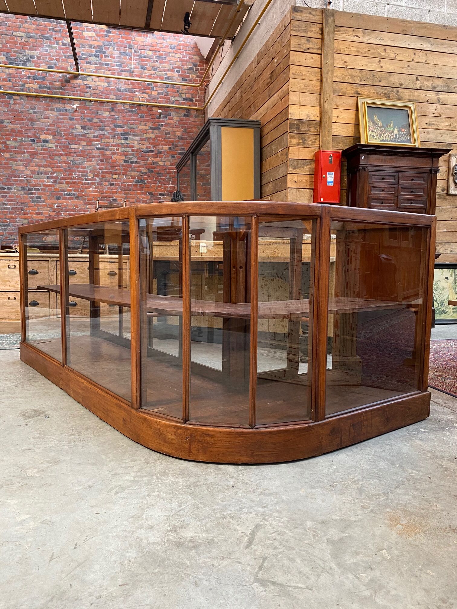 Mahogany corner display counter