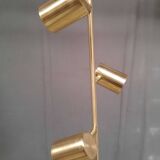 Golden floor lamp with 3 spots
