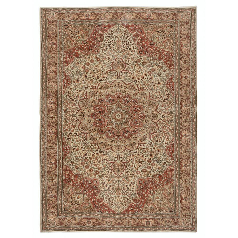 Traditional Hand-Knotted Turkish Wool Area Rug with Classic Medallion Design
