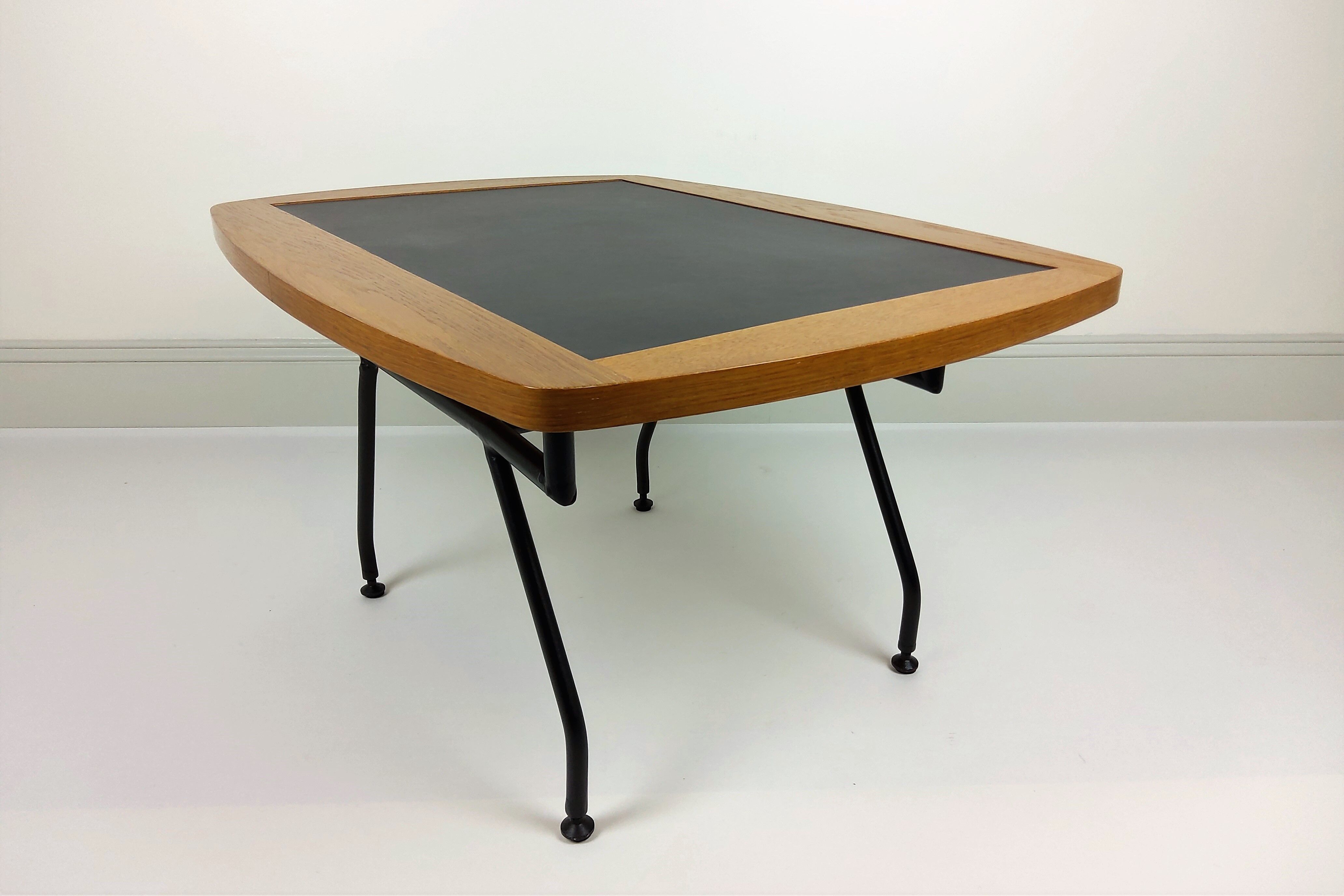 Vintage coffee table 1950