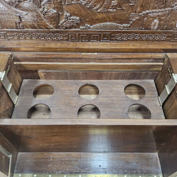 Cabinet de bar vintage en teck thaïlandais / asiatique / meuble à boissons