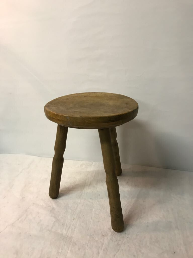 Tabouret trepied