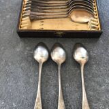 Series of 12 teaspoons in silver metal