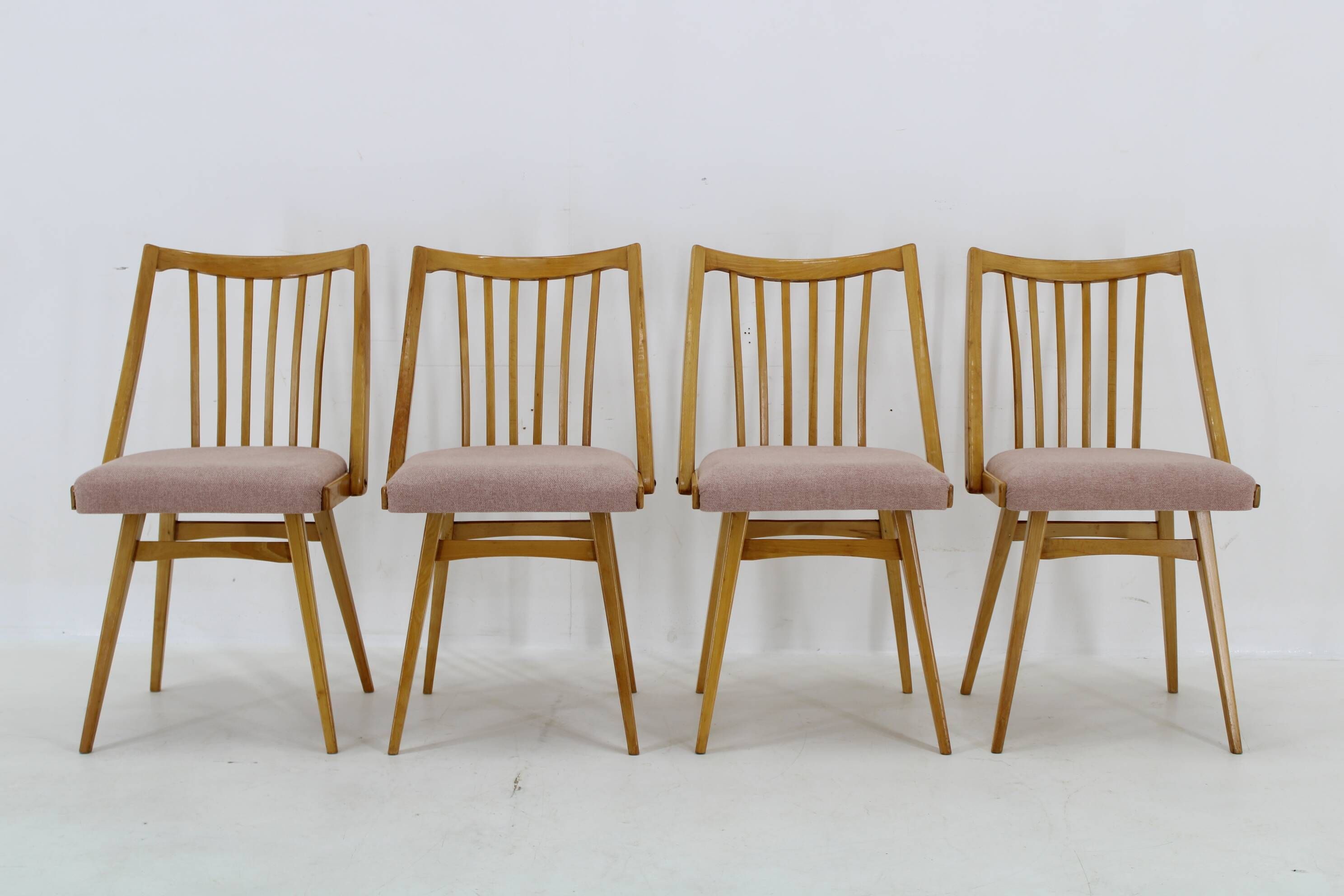 1960s Antonin Suman Set of Four Dining chairs in Beech Wood , Czechoslovakia
