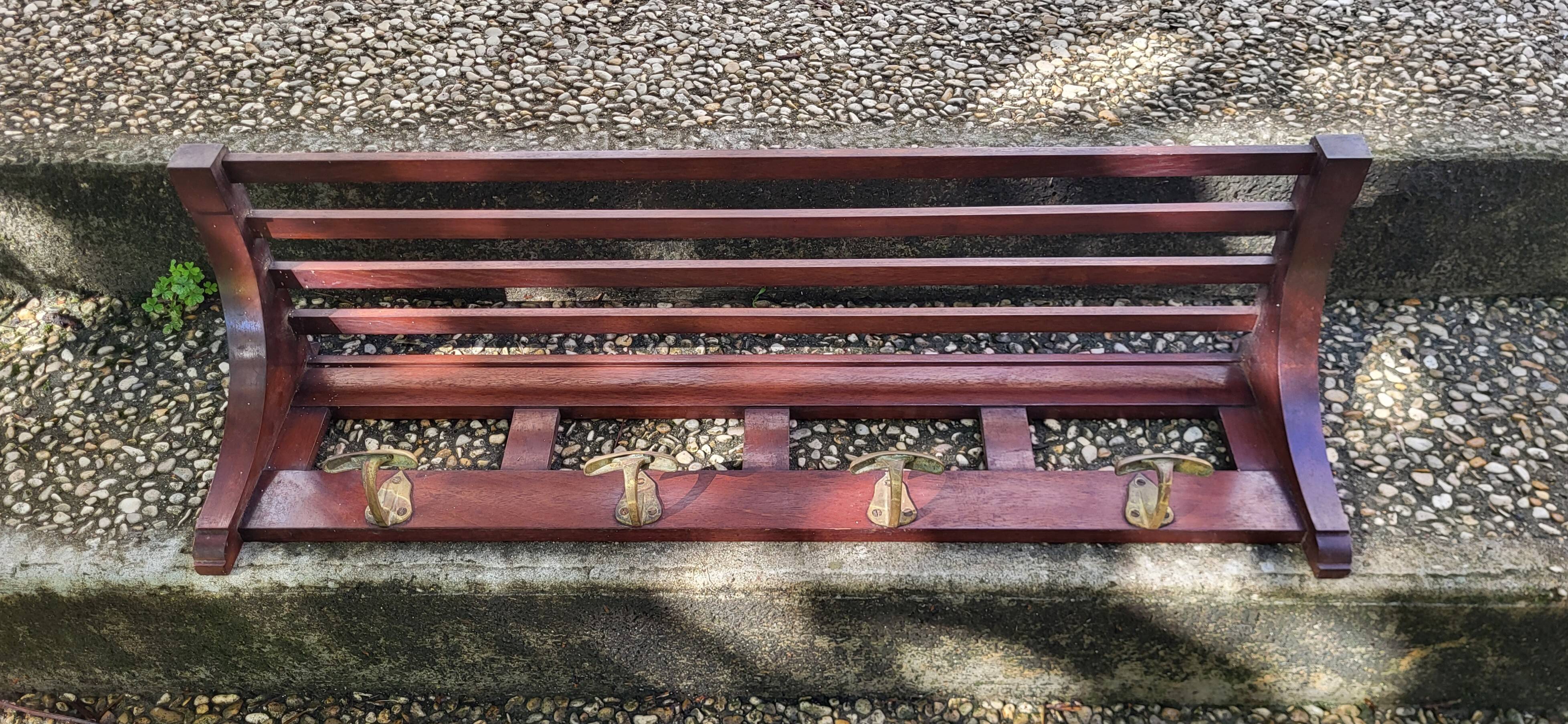 Entrance hall, coat rack