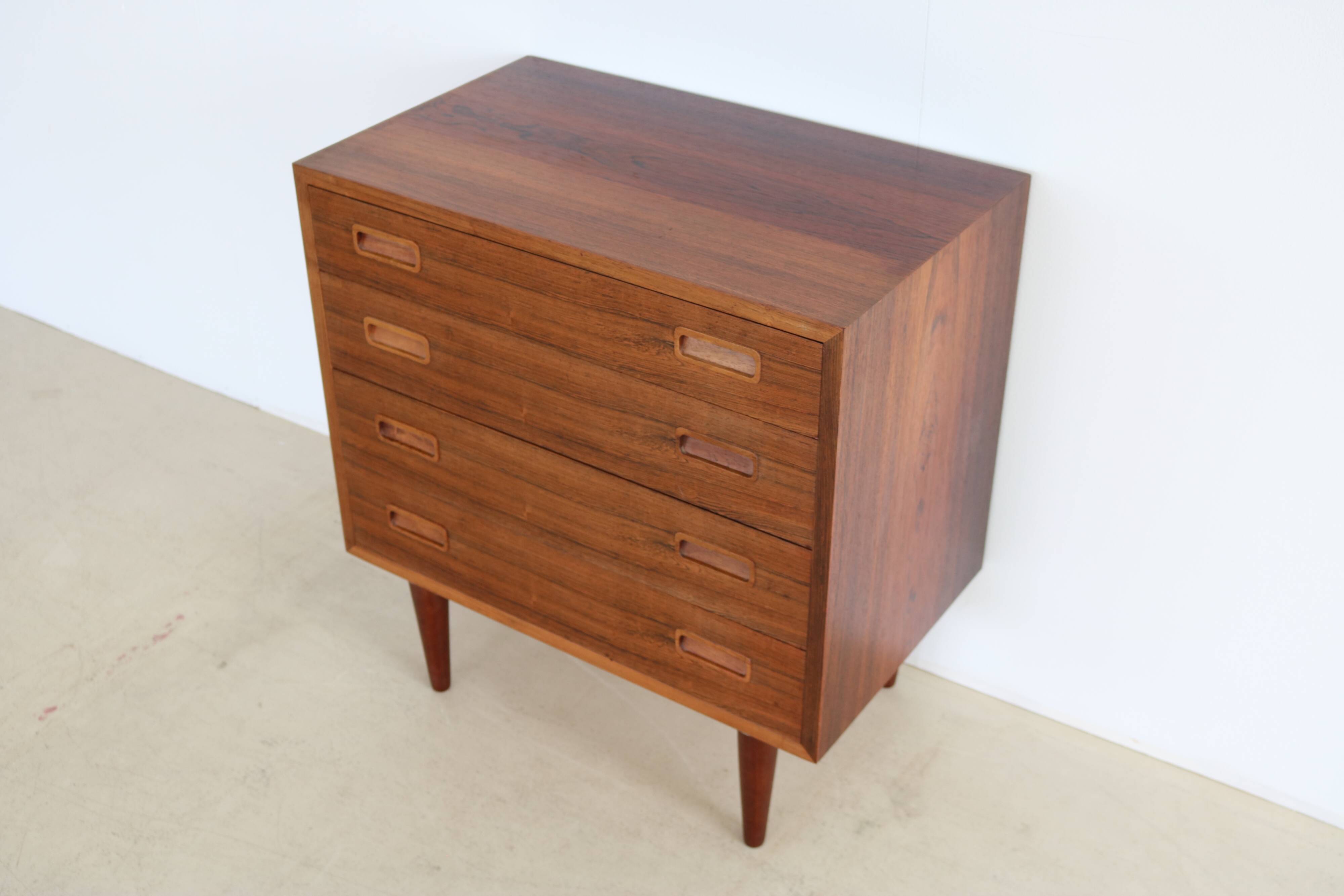 Hundevad chest of drawers