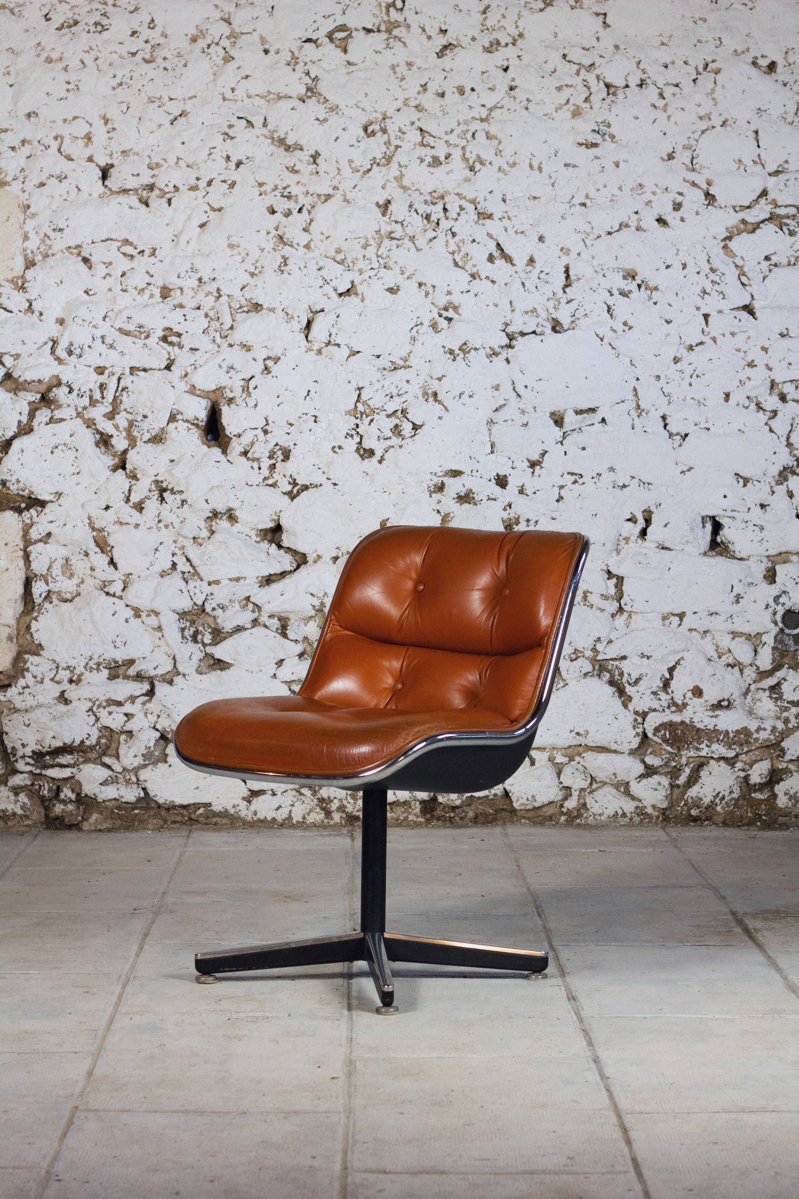 Pollock executive armchair, KNOLL