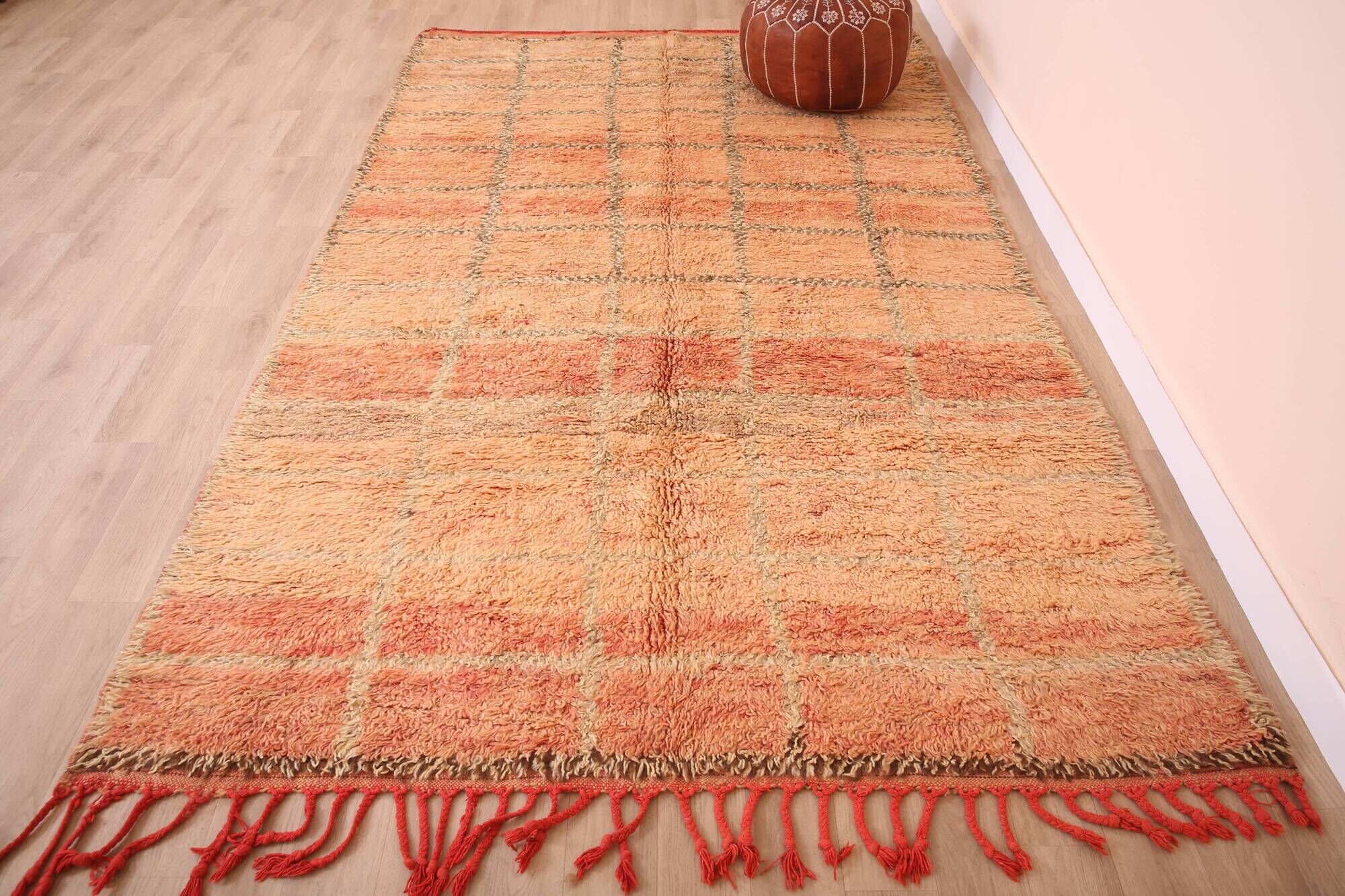 Peach Vintage Moroccan Rug 175 x 285 cm, Berber Wool Rug Handmade, Boho Rug