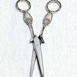 Eugène Schifferlet - Pair of grape scissors in silver
