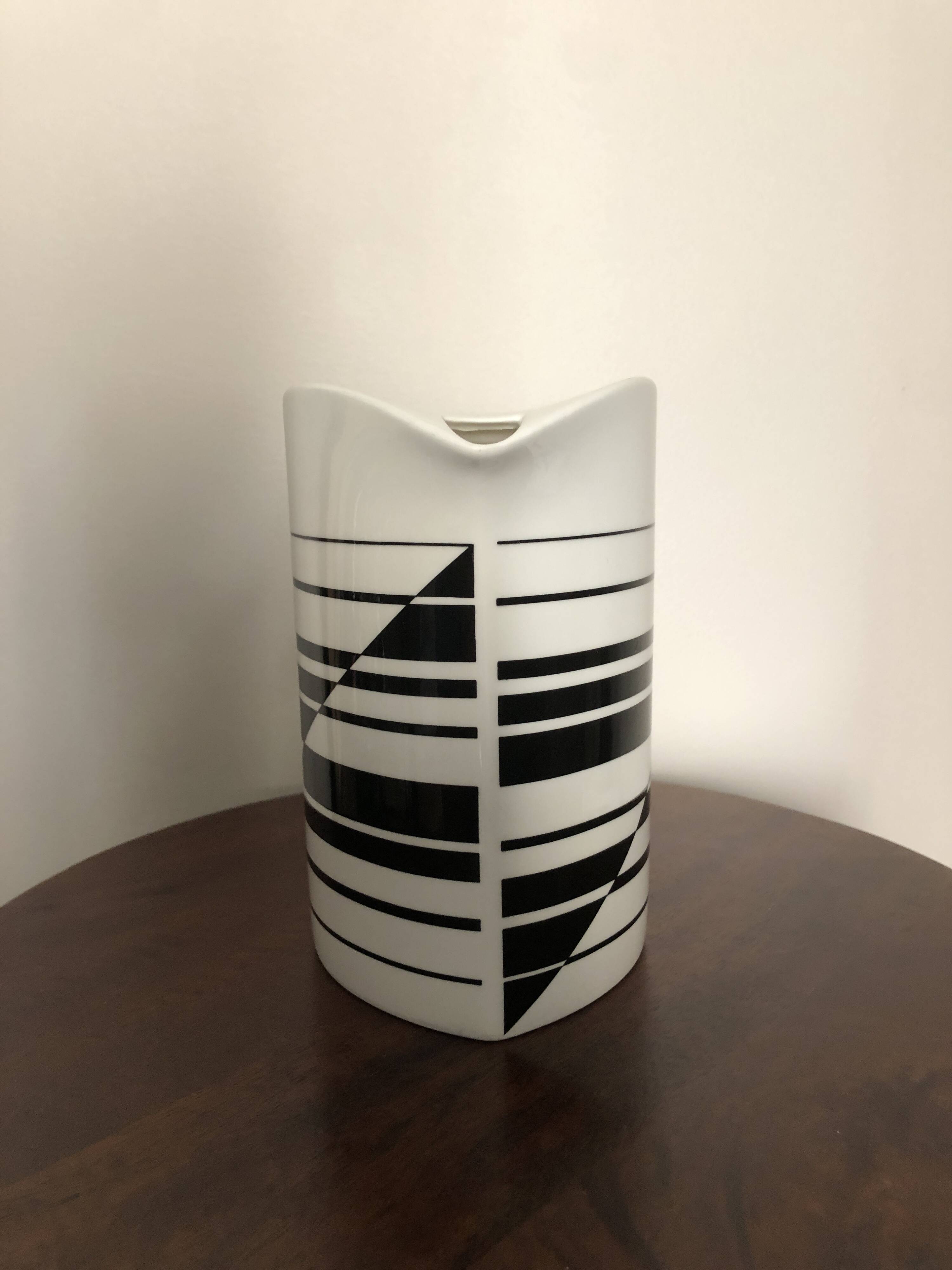 Villeroy & Boch vintage porcelain teapot