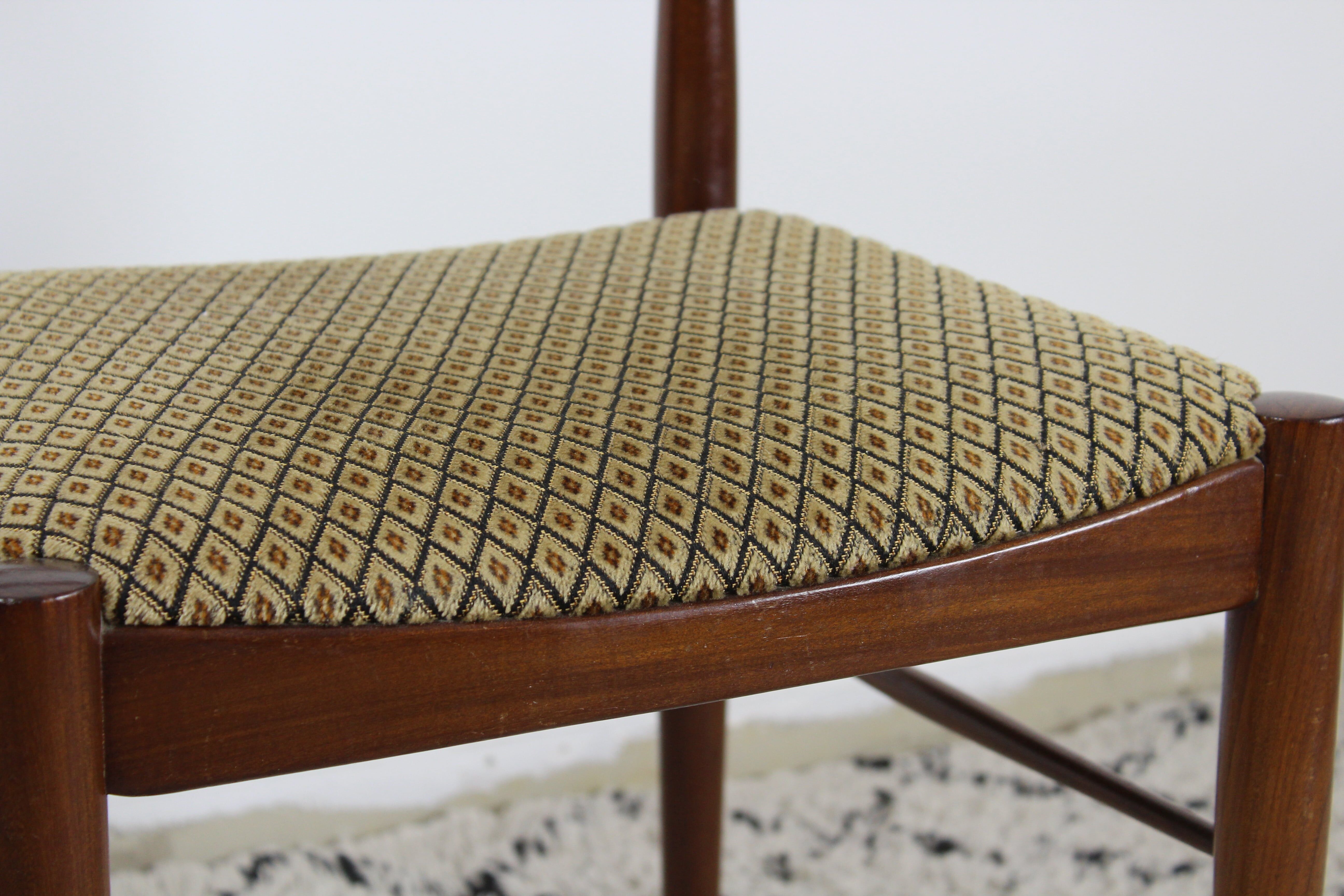 Ensemble de 6 chaises scandinaves vintage