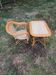 Fauteuil et table en rotin pour enfant