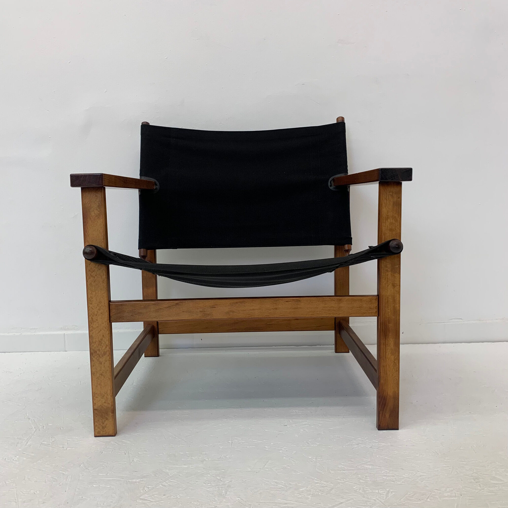 Mid-century desgn safari chair by Hyllinge Møbler Denmark , 1970’s