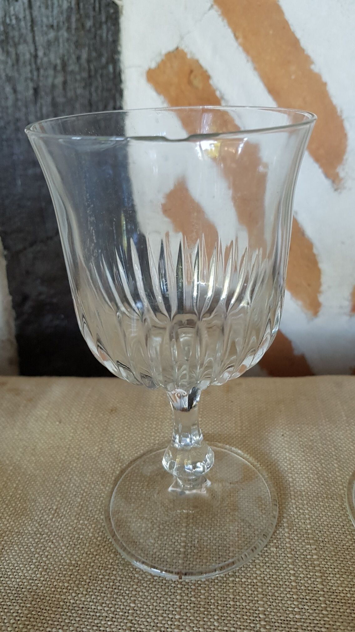 Set of 7 glasses on foot