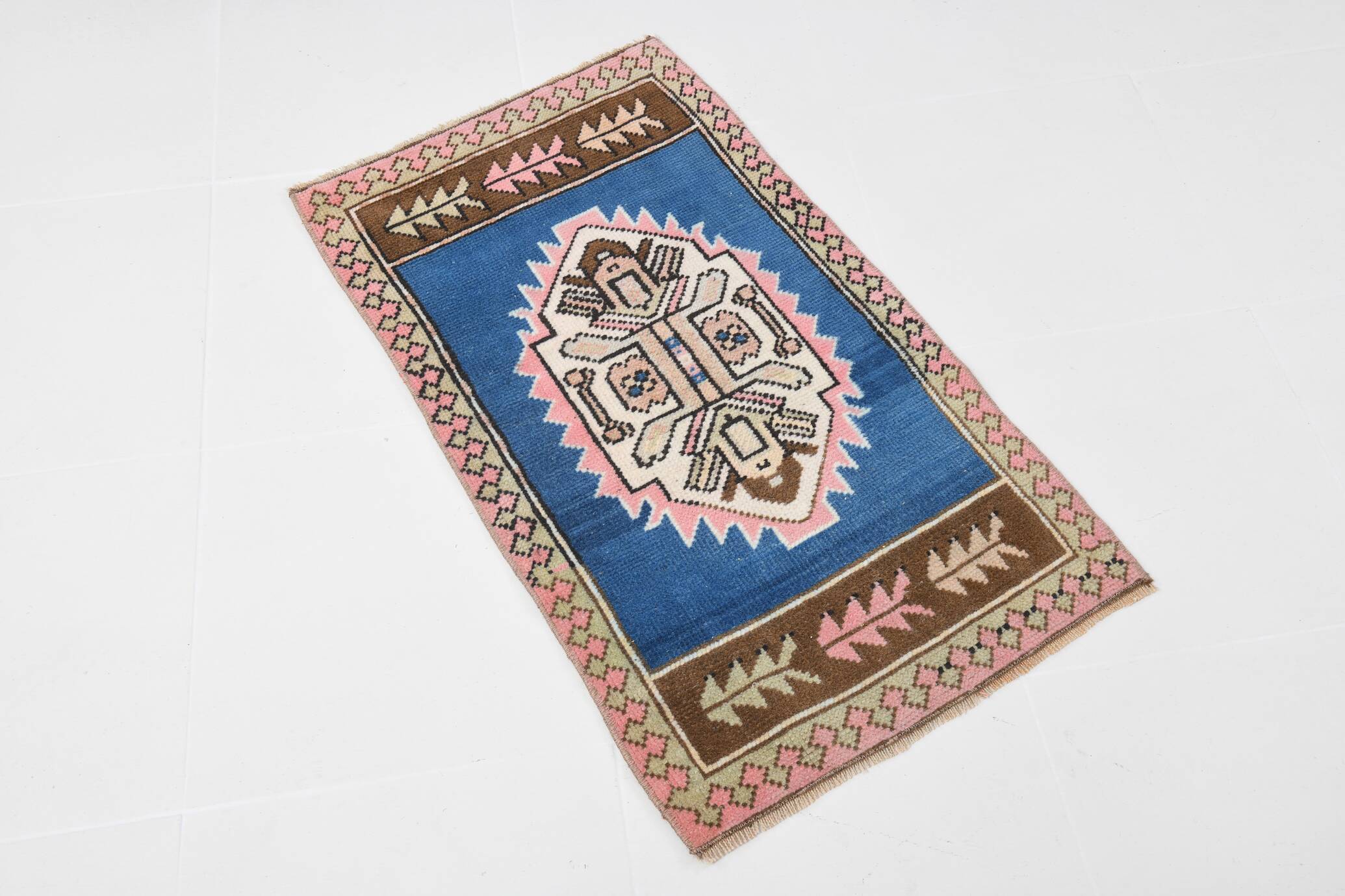 Pink Blue Persian Doormat Accent Rug, 56x97Cm