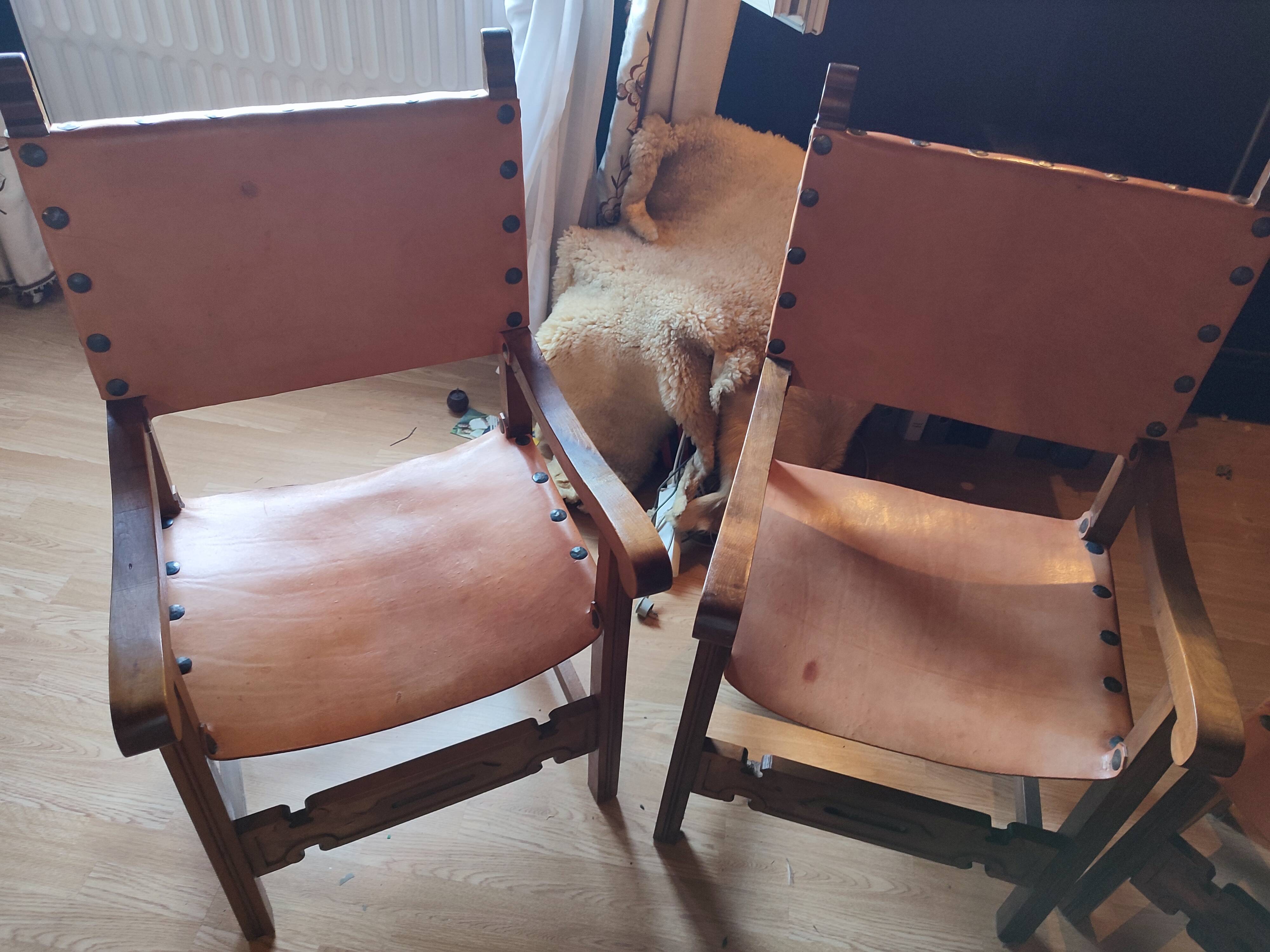 Catalan Spanish Medieval Gothic Leather Seated Armchair