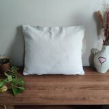 Berber cushion with bright patterns