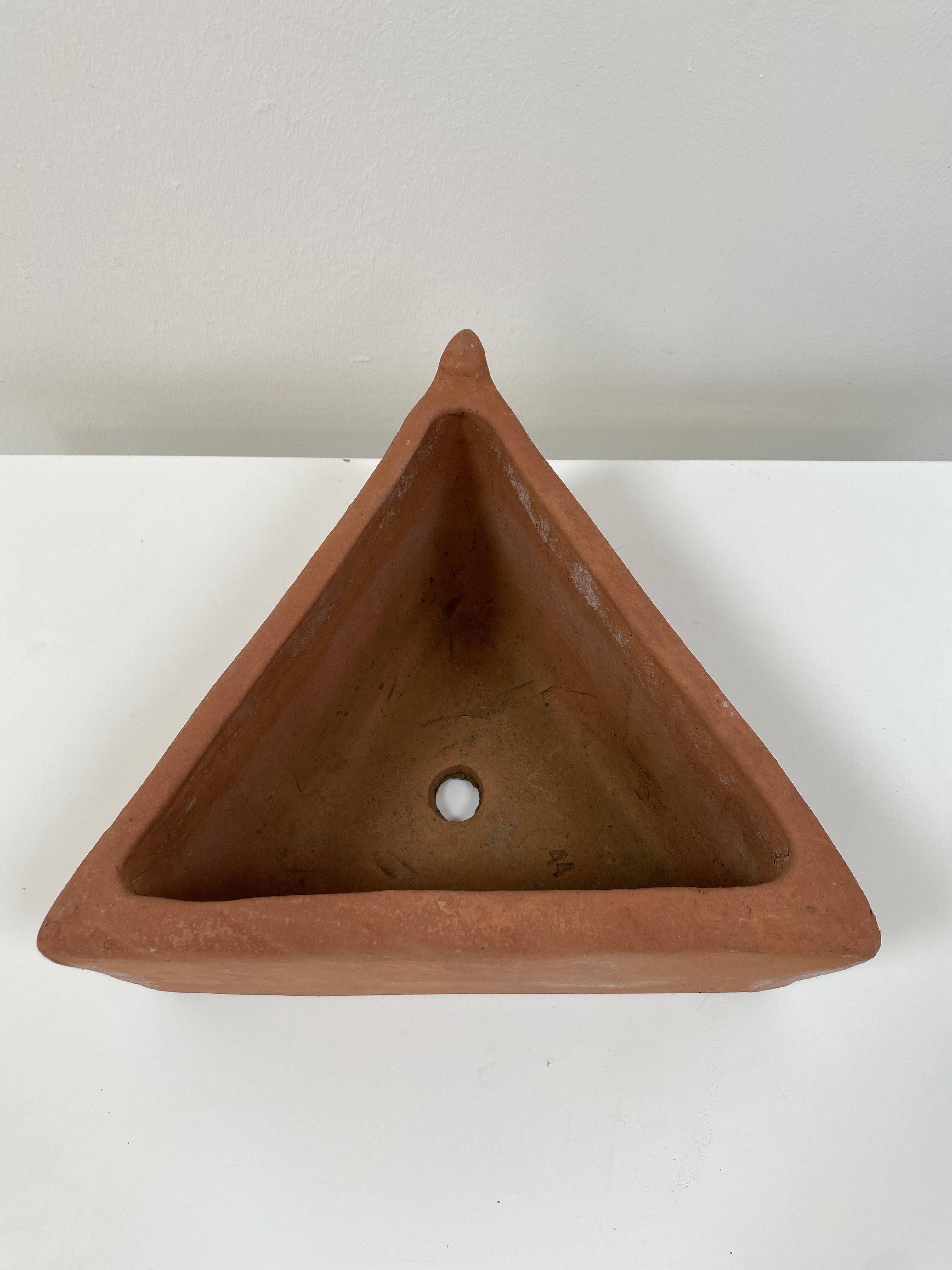 Set of 5 triangular pots for terracotta aromatics