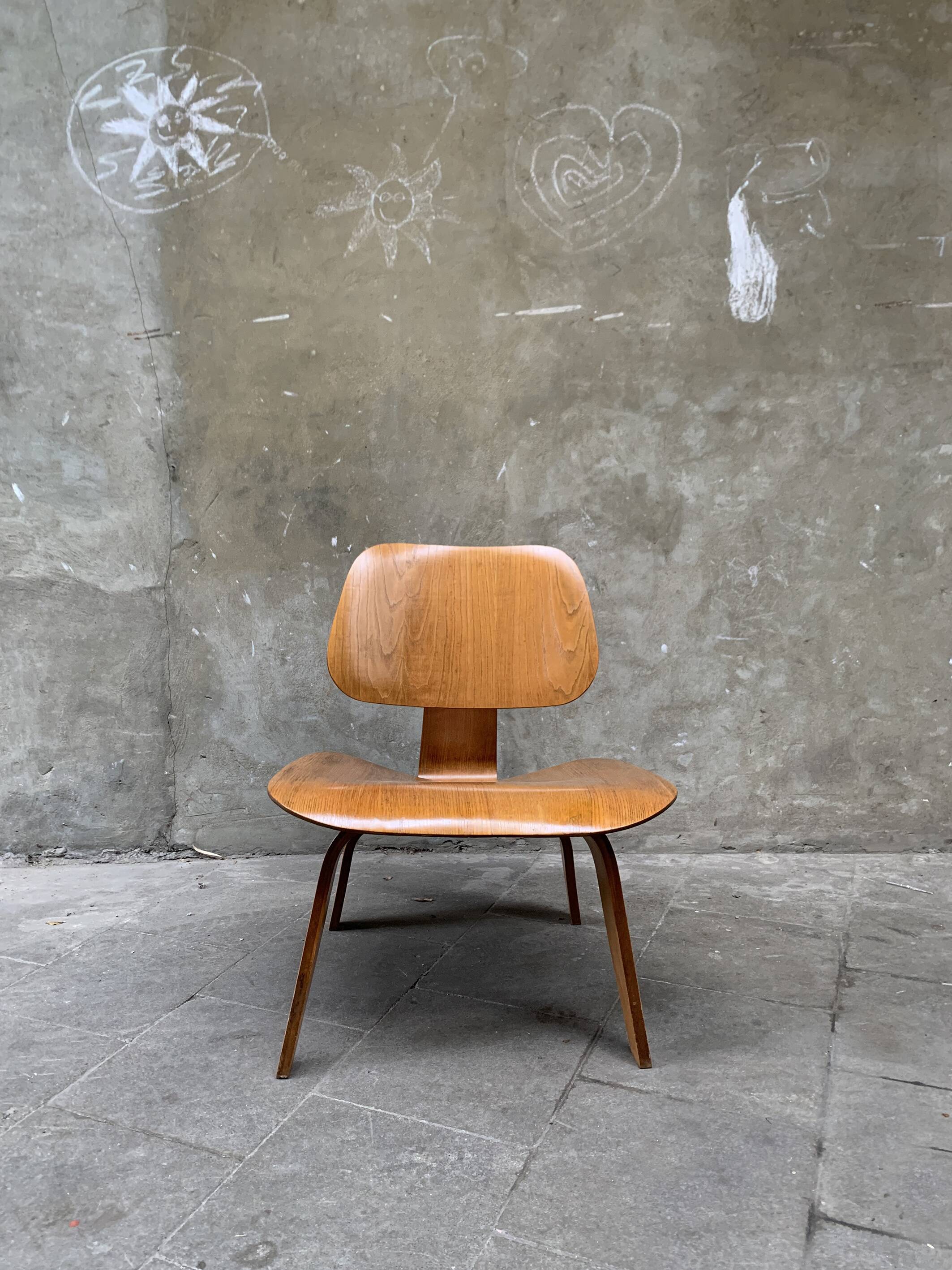 LCW Lounge Chair in ash wood, designed by Eames for Evans/Herman Miller, 1950s