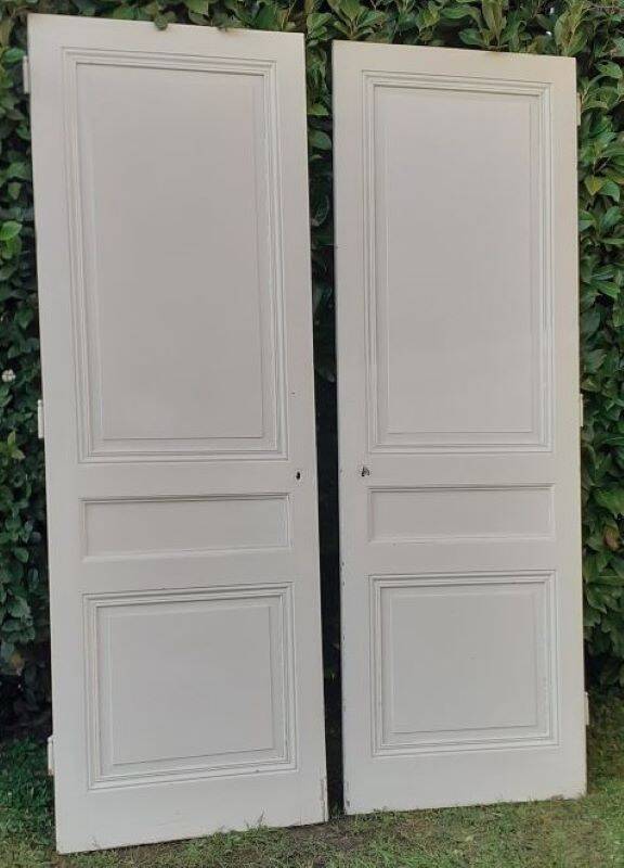 Pair of old cupboard doors h220.5xL75cm each