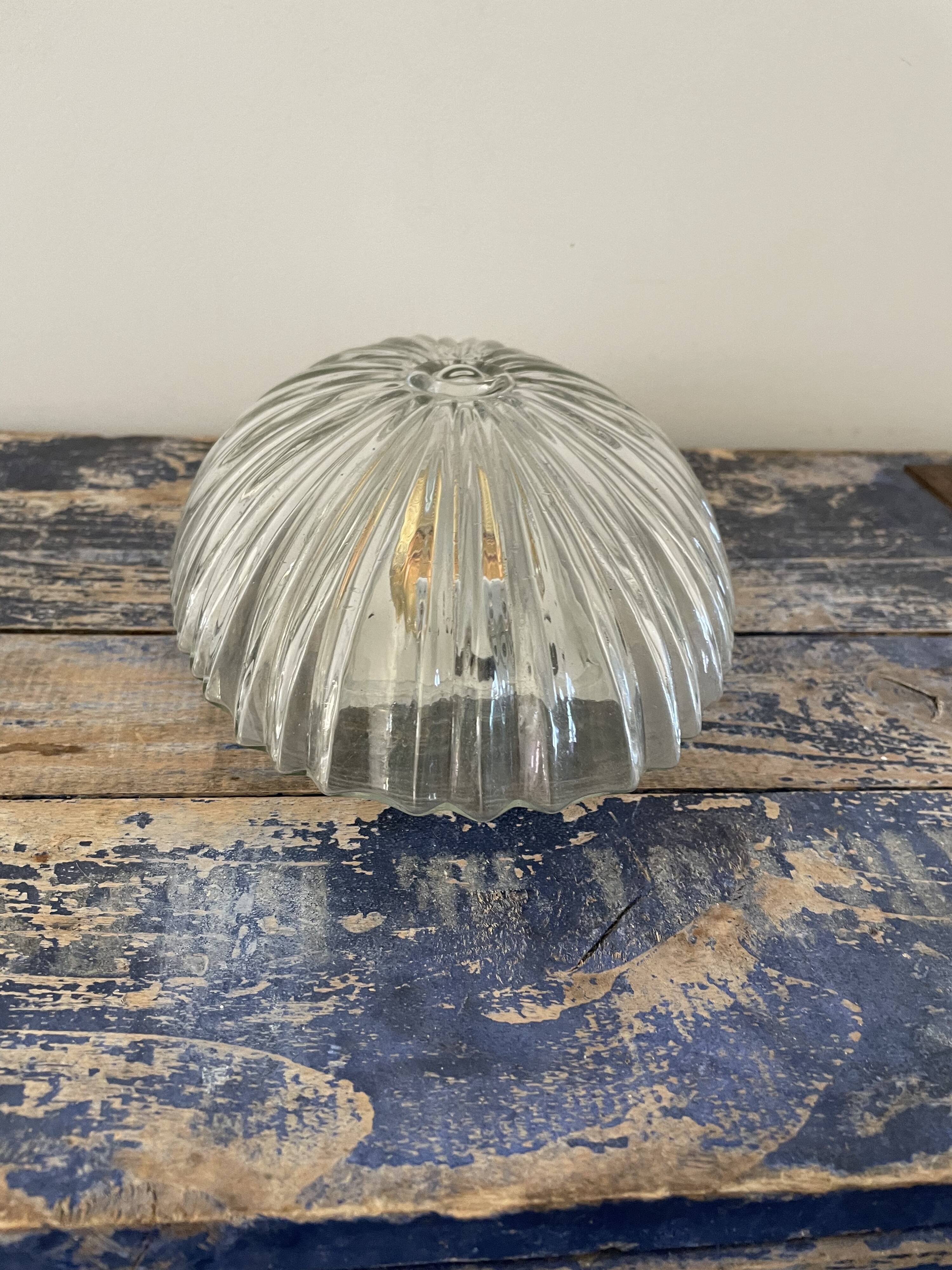 Vintage pebble wall lamp in chiseled glass corrugated shape