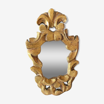 Petit miroir baroque bois doré.