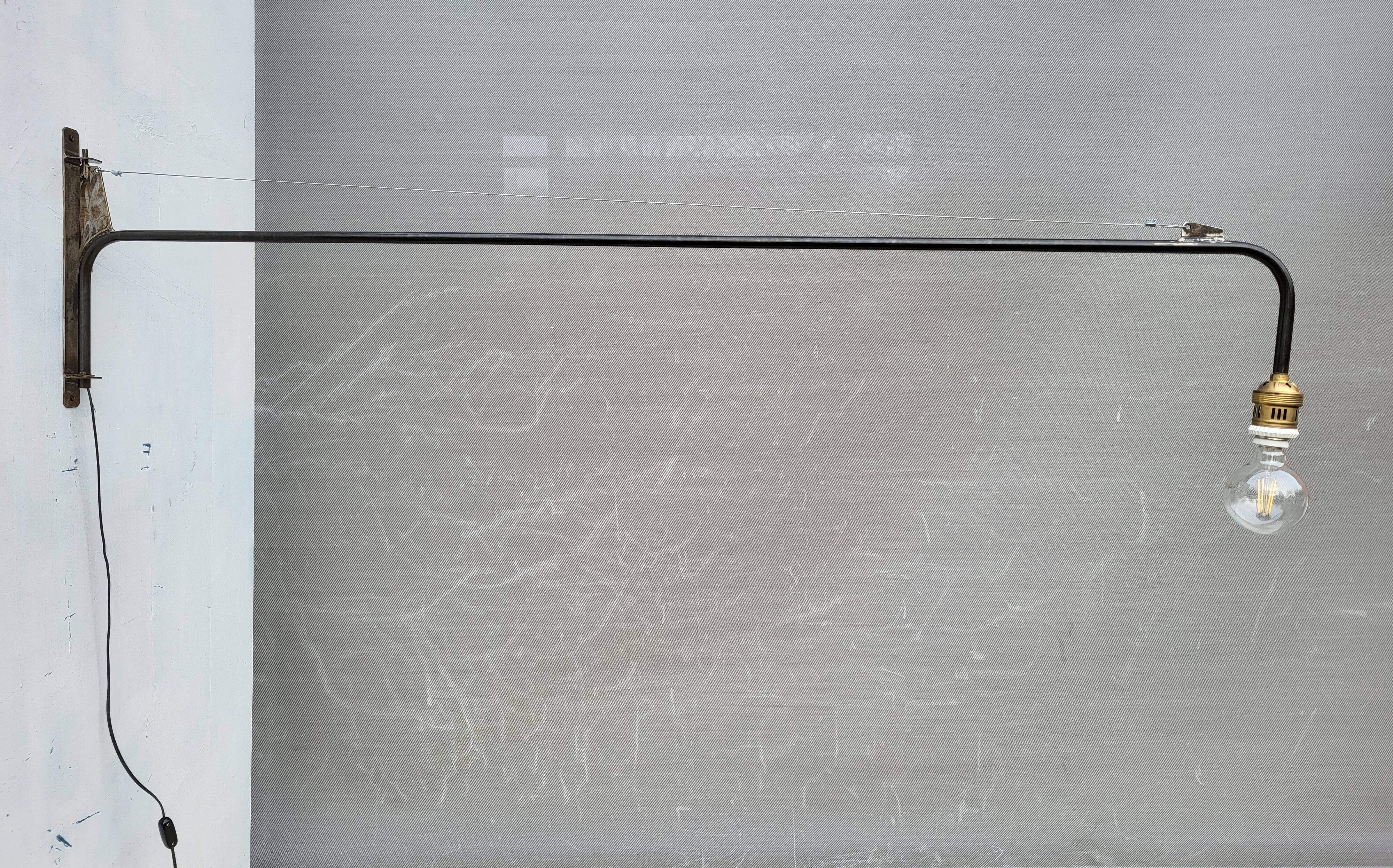 JIB180 workshop bracket wall light