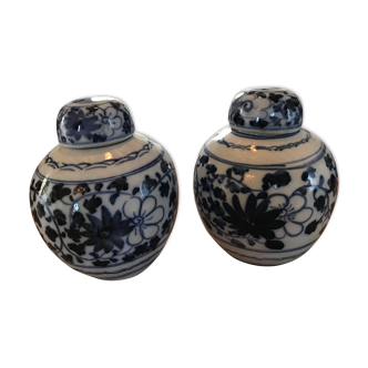 2 porcelain gimgembre potiches